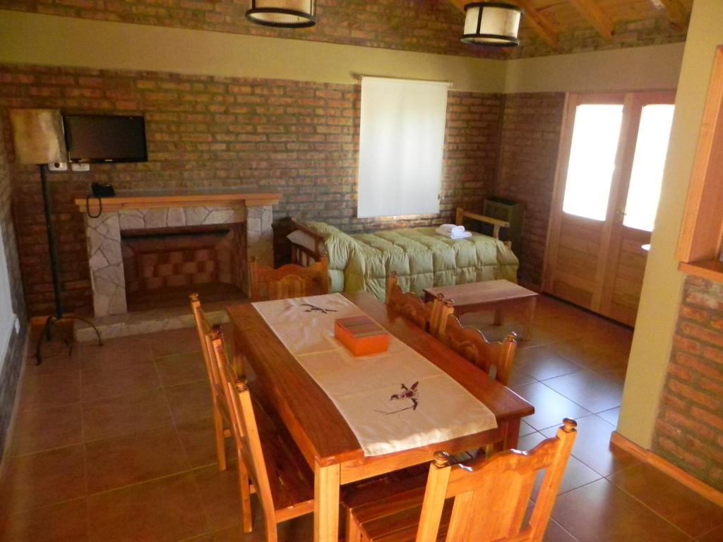 Hosteria Y Cabanas Land Park - Spa & Lodge Junín de los Andes Habitación foto