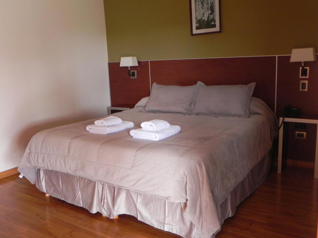 Hosteria Y Cabanas Land Park - Spa & Lodge Junín de los Andes Habitación foto